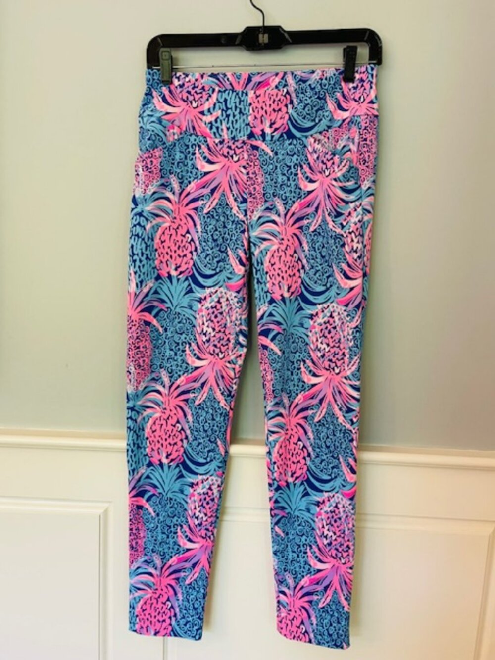 Lilly Pulitzer Corso Pants UPF Stretch Active Pants Golf Preppy Pineapple NWOT 2 - Picture 3 of 8